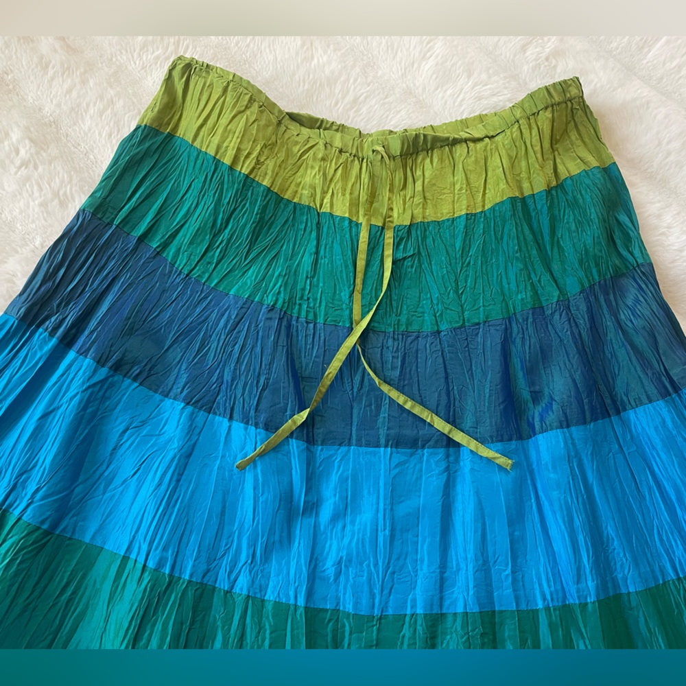 Cache skirt. - Picture 2 of 10